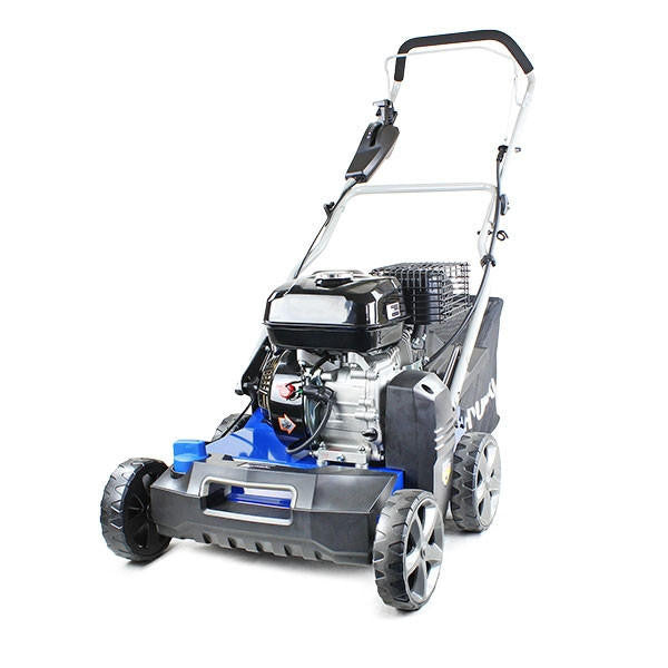 Hyundai HYSC210 petrol lawn scarifier view 4