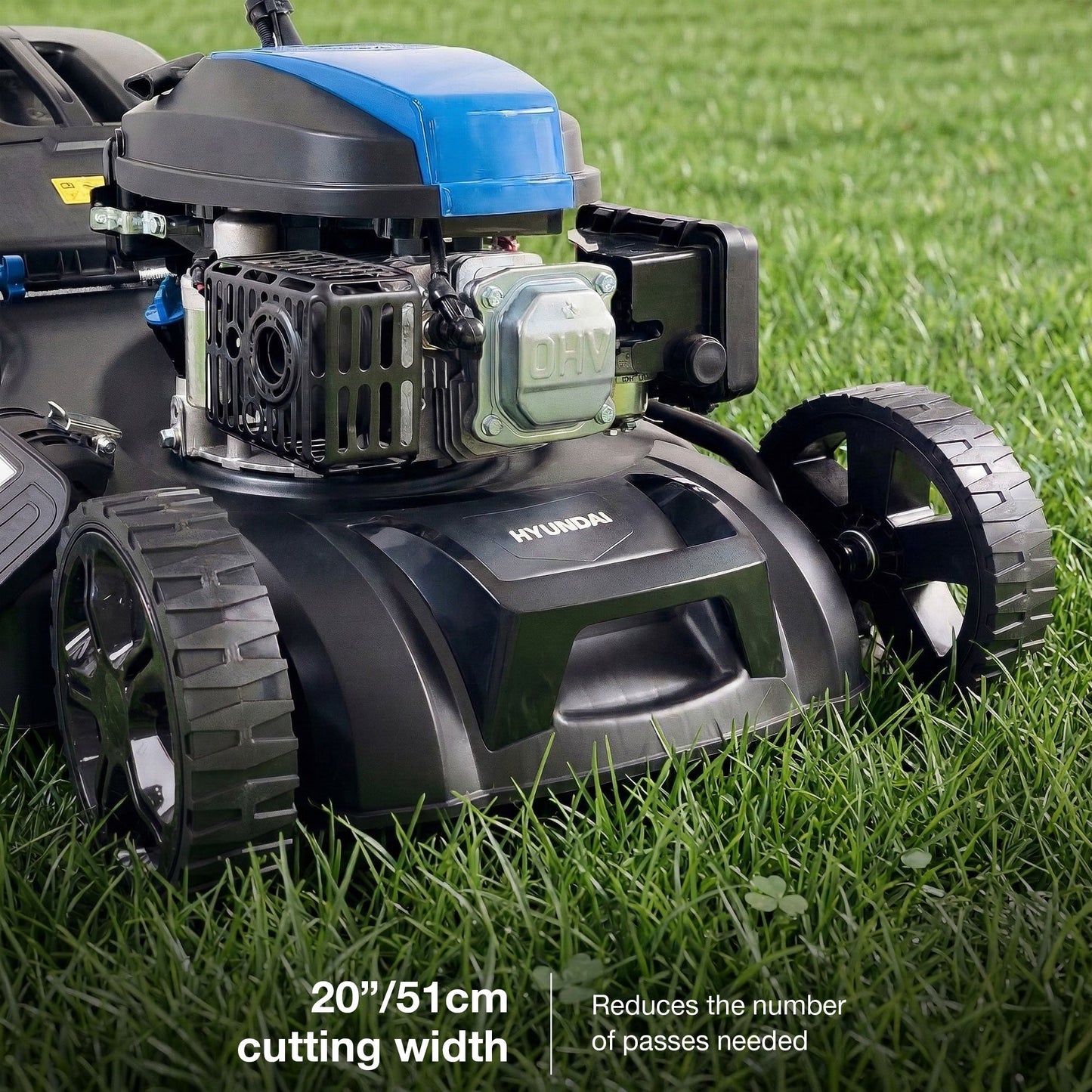 Hyundai HYM20200SPEX petrol lawnmower view 3