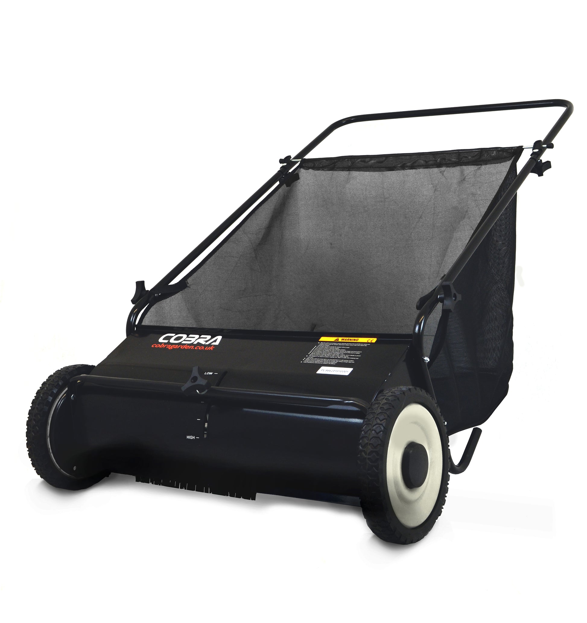 Cobra PLS66 push lawn sweeper