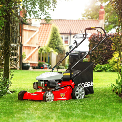 Cobra M41C 16-inch hand-propelled petrol lawnmower